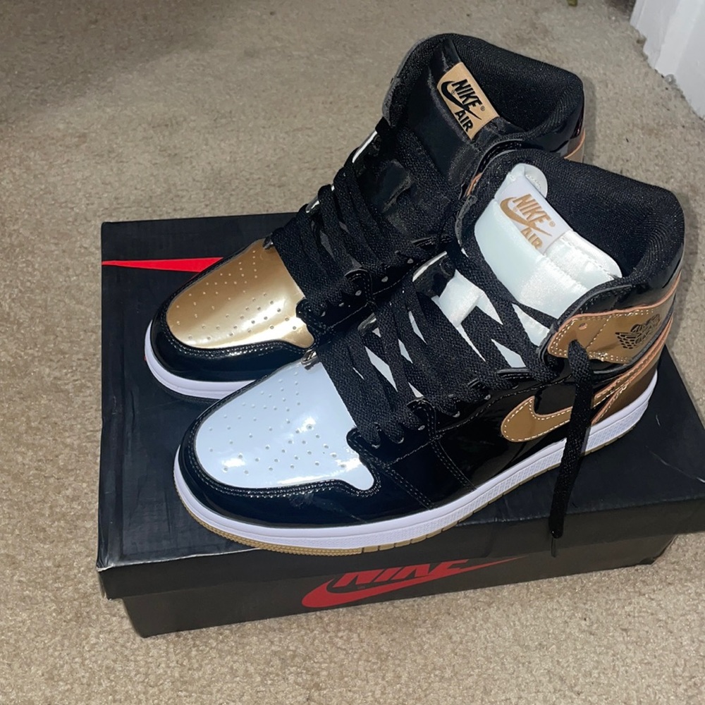 Gold top 3 🔥